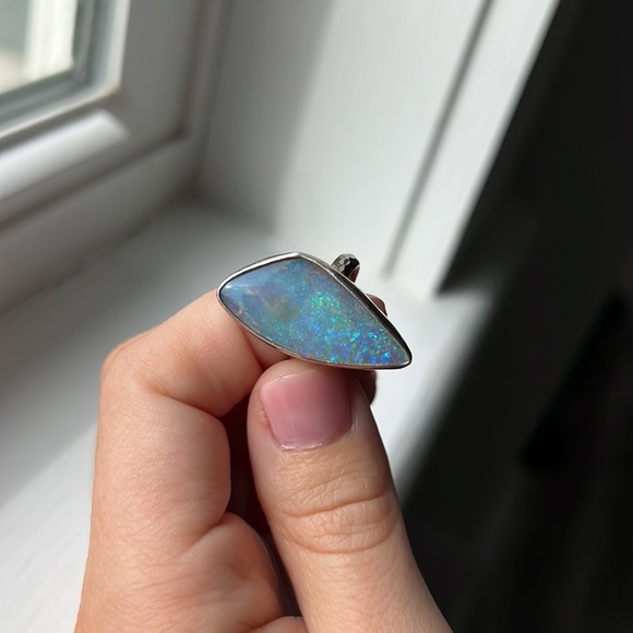 Custom Genuine Solid Opal Ring Size 6 Blue & Green Sterling Silver Hammered Band - Picture 4 of 10